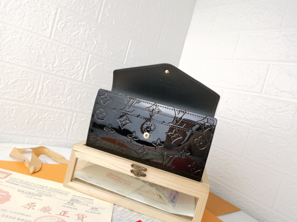 Louis Vuitton Sarah Wallet Monogram Vernis Leather Black - Picture 5 of 7